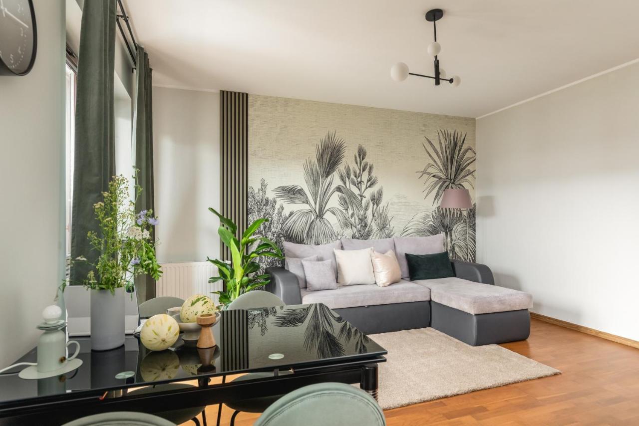 Ts New Town Stay Comfy & Roomy Szczecin Bagian luar foto